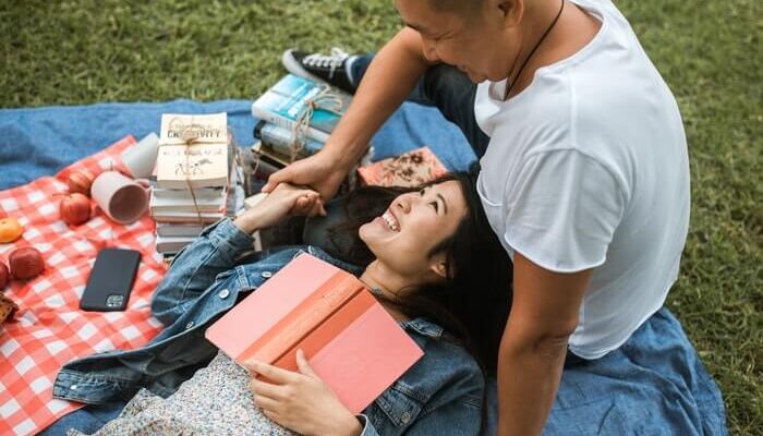 29 Fun and Romantic Date Night Ideas for Staying In